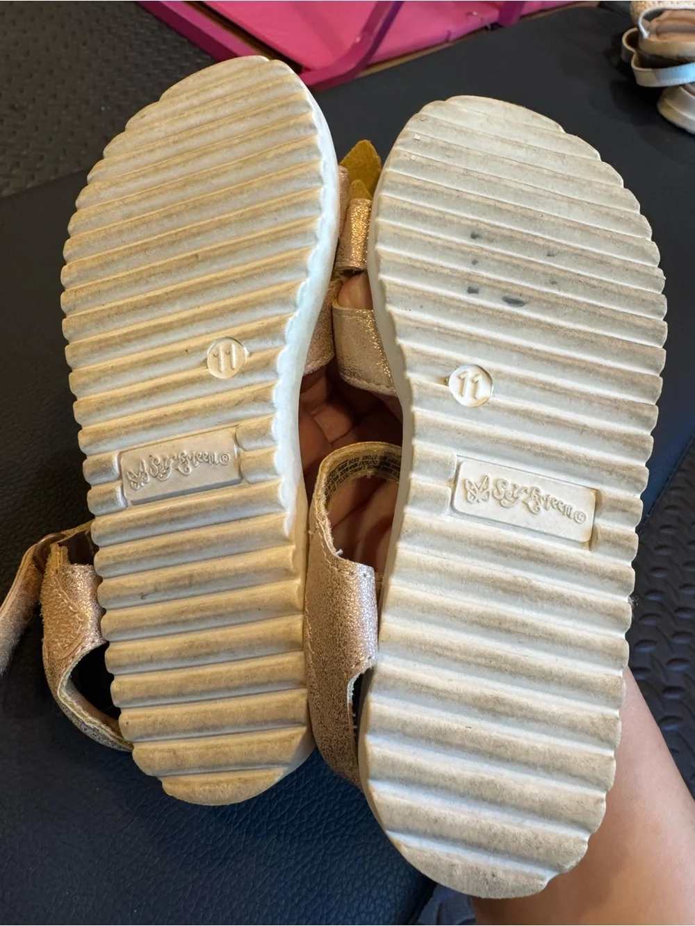 Toddler girls shimmer sandals sz 11M